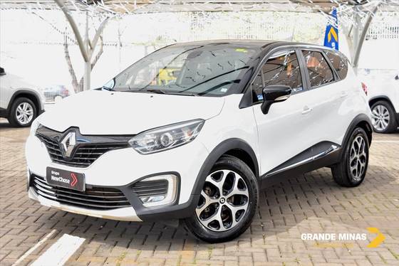 RENAULT CAPTUR 2.0 16V HI-FLEX INTENSE AUTOMÁTICO RENAULT CAPTUR 2.0 16V HI-FLEX INTENSE AUTOMÁTICO
